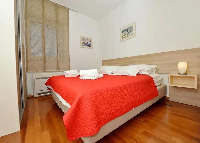 公寓 Ivon 扎达尔